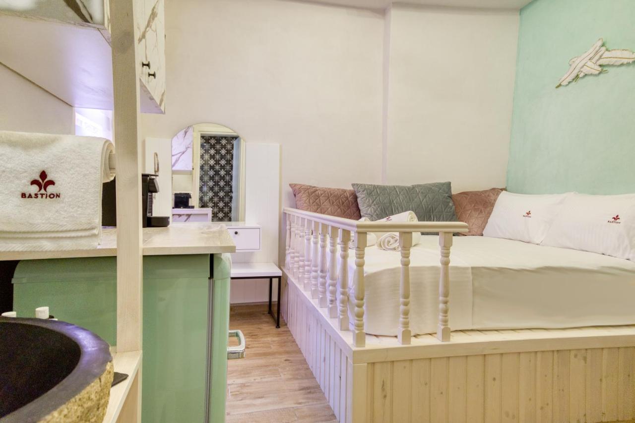 Bastion Luxury Medieval Accommodation Rhodes City Buitenkant foto